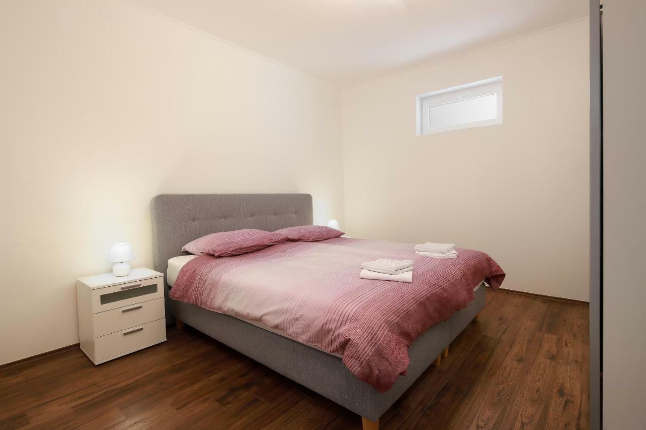 Apartments Galboka Nerezine Luaran gambar