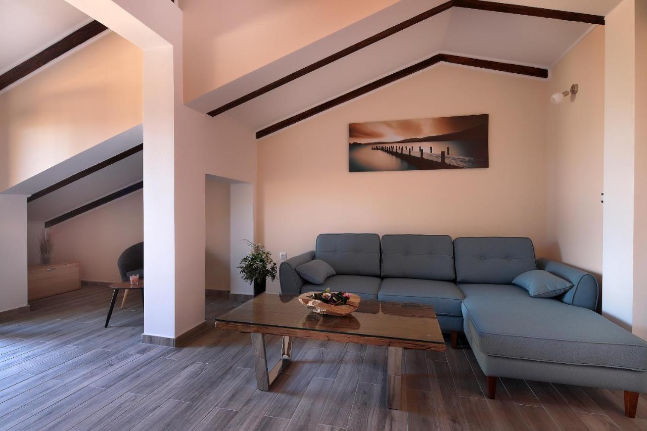 Apartments Galboka Nerezine Luaran gambar