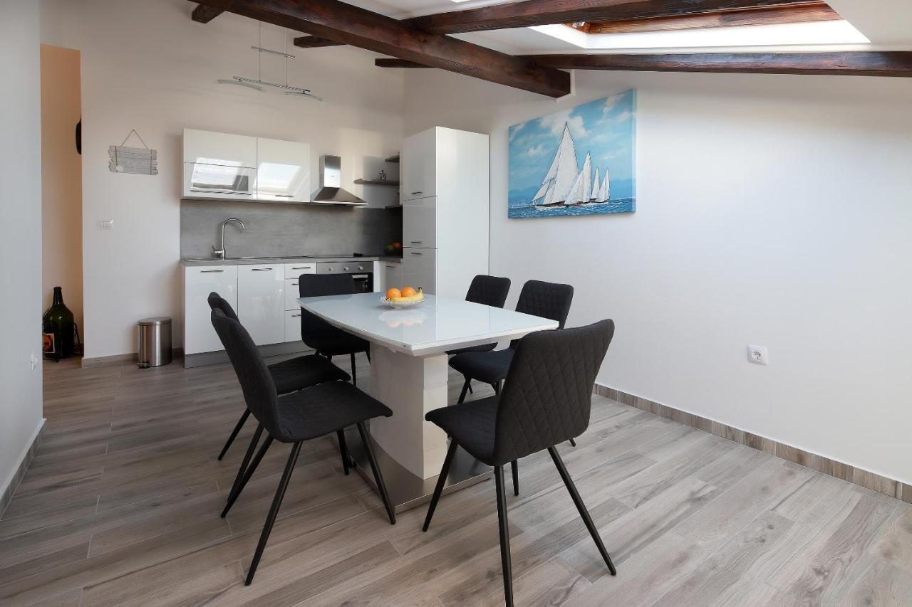 Apartments Galboka Nerezine Luaran gambar
