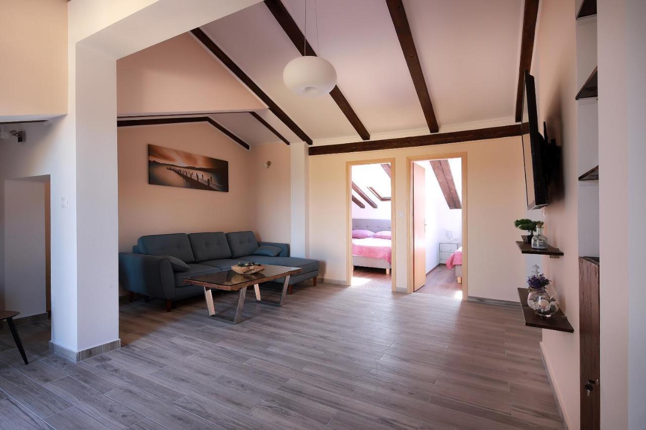 Apartments Galboka Nerezine Luaran gambar